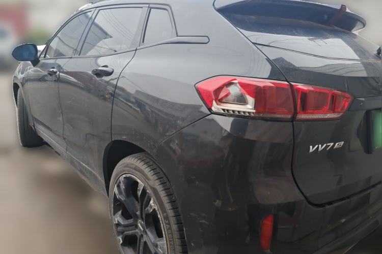 Used Wey VV7 2017 2.0T Flagship Model Exterior 3