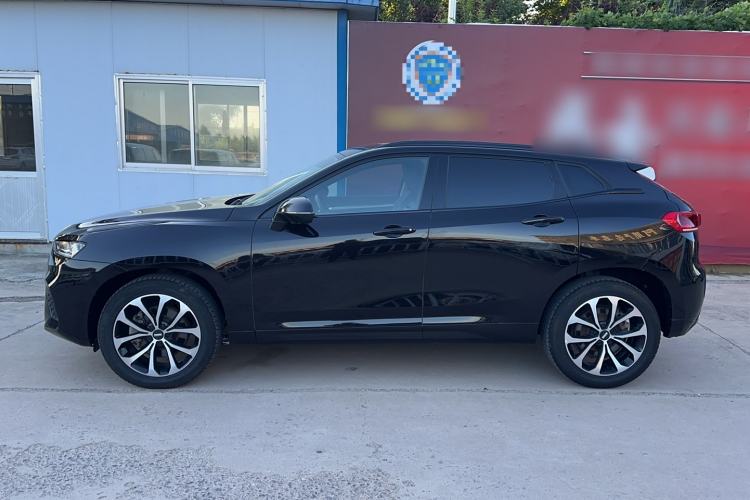 Used Wey VV7 2017 2.0T Ultra-Luxury Version Exterior 4