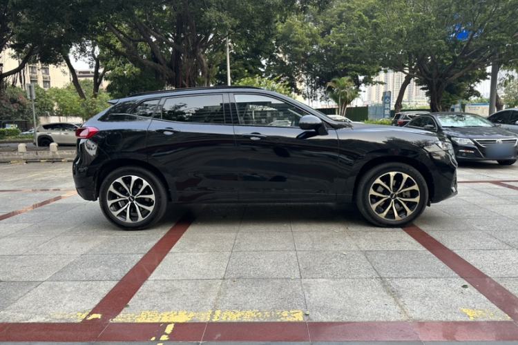 Used Wey VV7 2017 2.0T Luxury Model Exterior 4