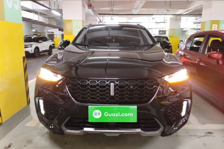 Used Wey VV7 2017 2.0T Flagship Model Front