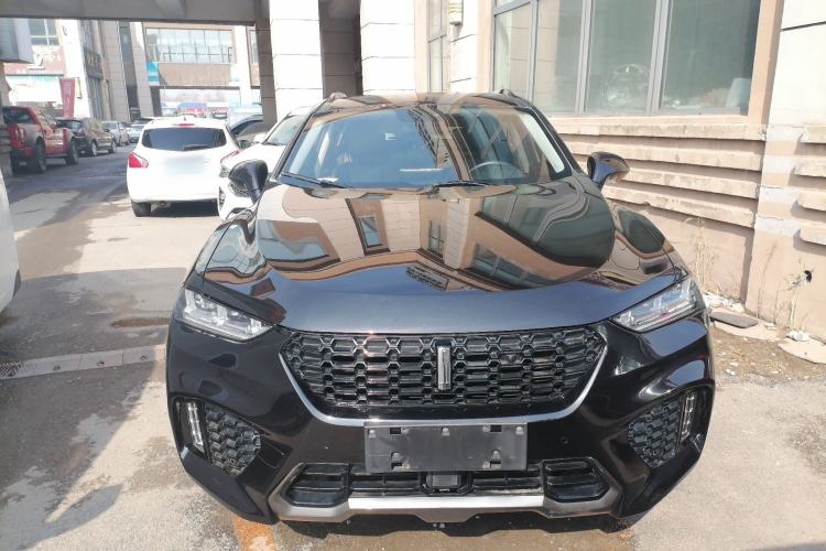 Used Wey VV7 2017 2.0T Ultra-Luxury Version Front