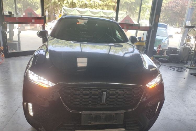 Used Wey VV7 2017 2.0T Ultra-Luxury Version Front