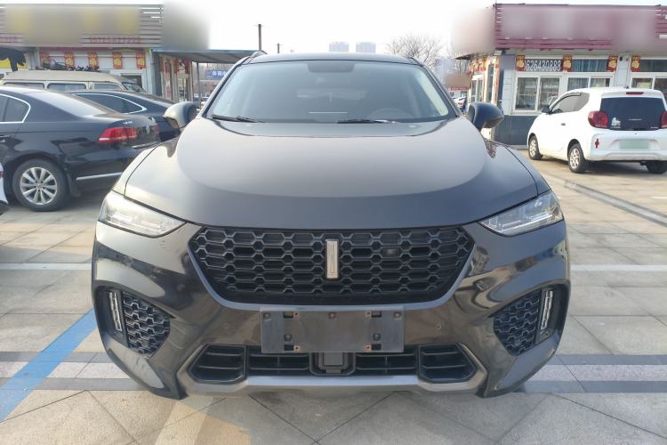 Used Wey VV7 2017 2.0T Ultra-Luxury Version Front