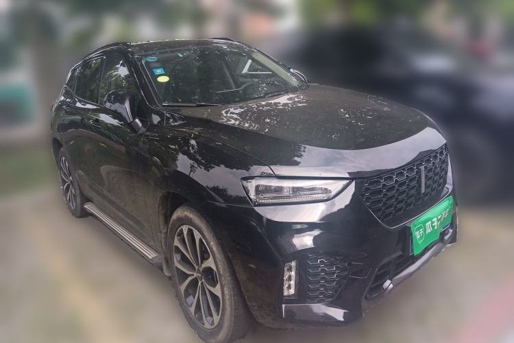 Used Wey VV7 2017 2.0T Luxury Model Front Right 45 Deg