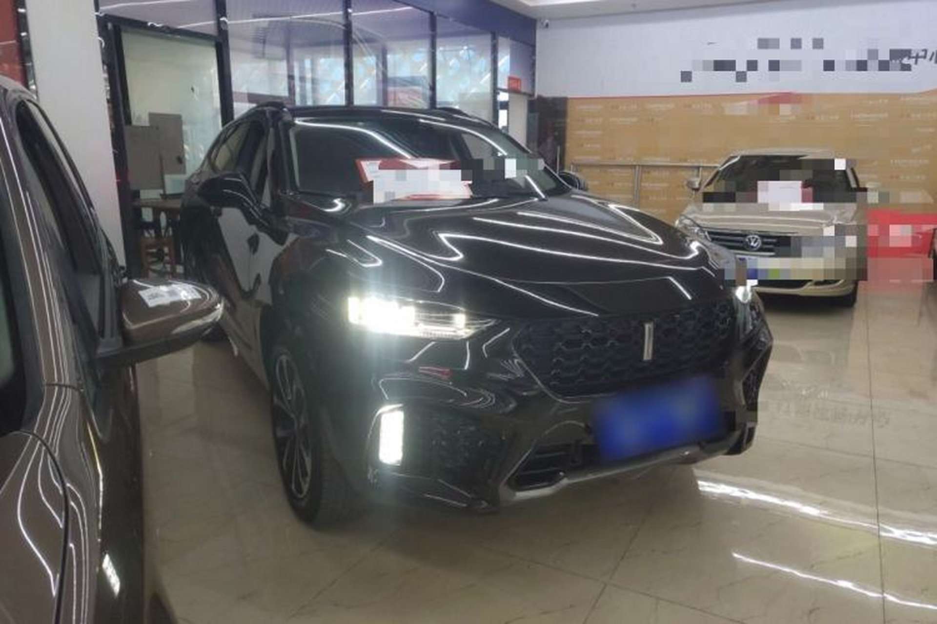 Used Wey VV7 2017 2.0T Ultra-Luxury Version Front Right 45 Deg