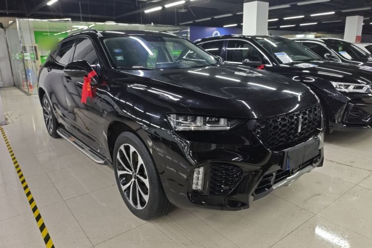 Used Wey VV7 2017 2.0T Luxury Model Front Right 45 Deg
