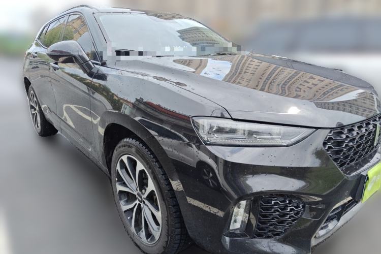 Used Wey VV7 2017 2.0T Ultra-Luxury Version Front Right 45 Deg