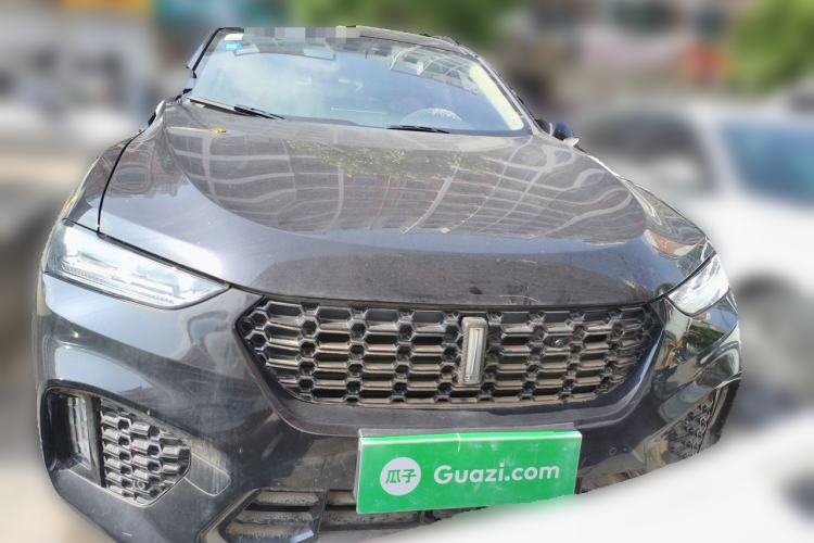Used Wey VV7 2017 2.0T Ultra-Luxury Version Front