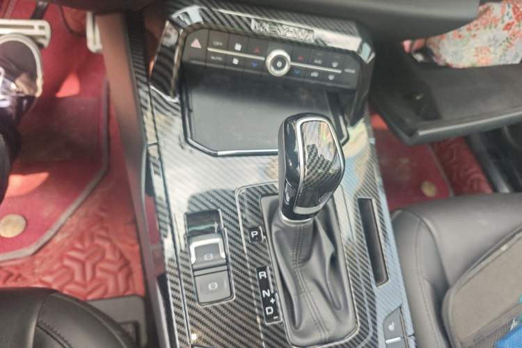 Used Wey VV7 2017 VV7c 2.0T Flagship Model Gear Lever