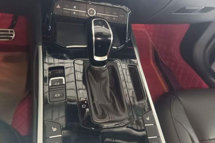 Used Wey VV7 2017 2.0T Flagship Model Gear Lever