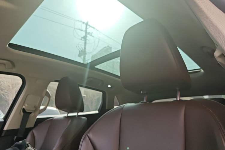 Used Wey VV7 2017 2.0T Ultra-Luxury Version Headliner