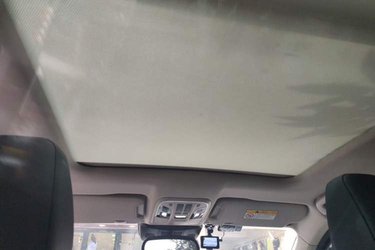 Used Wey VV7 2017 2.0T Flagship Model Headliner