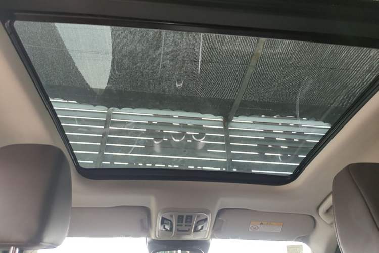 Used Wey VV7 2017 2.0T Ultra-Luxury Version Headliner