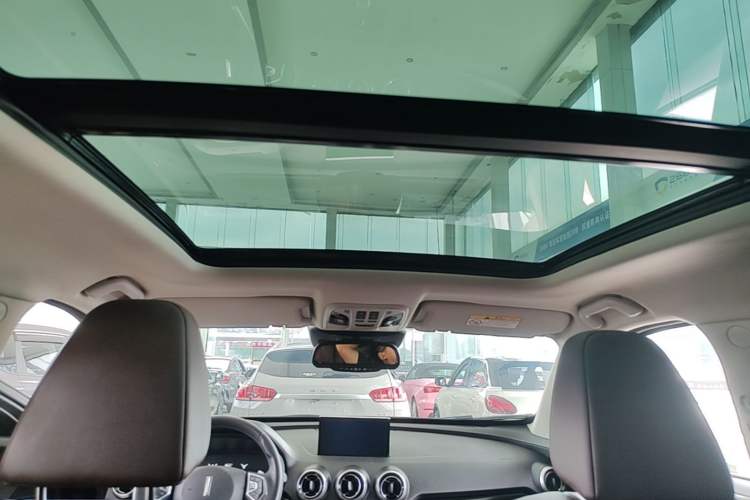 Used Wey VV7 2017 2.0T Flagship Model Headliner