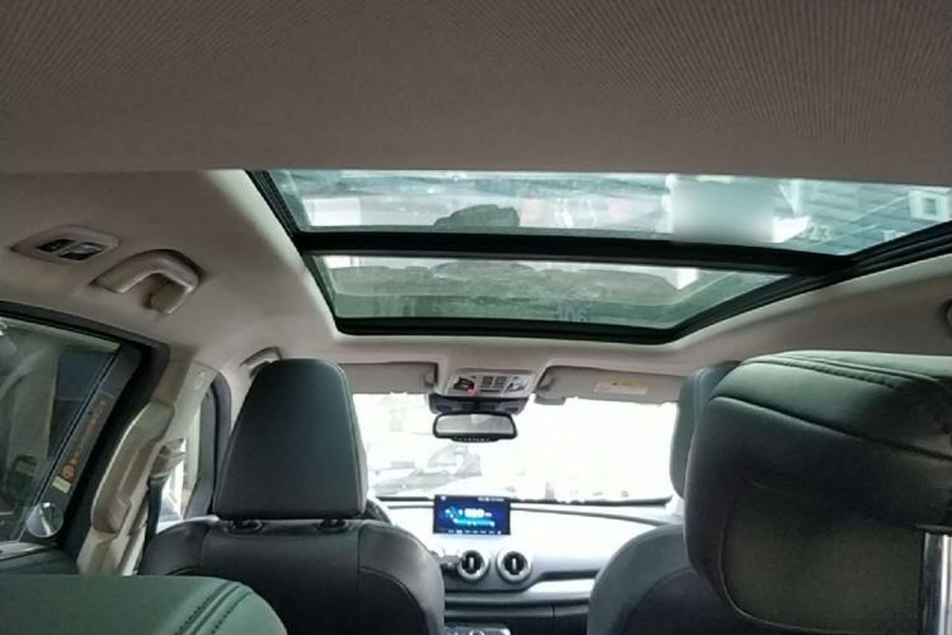 Used Wey VV7 2017 2.0T Ultra-Luxury Version Headliner