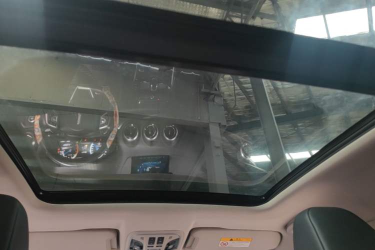 Used Wey VV7 2017 2.0T Flagship Model Headliner