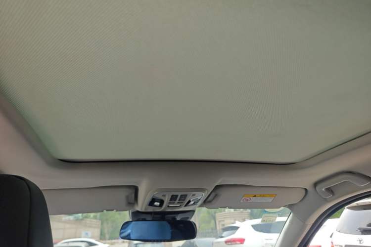 Used Wey VV7 2017 2.0T Luxury Model Headliner