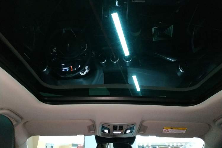 Used Wey VV7 2017 2.0T Ultra-Luxury Version Headliner