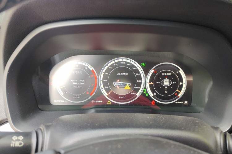 Used Wey VV7 2017 2.0T Flagship Model Instrument Cluster