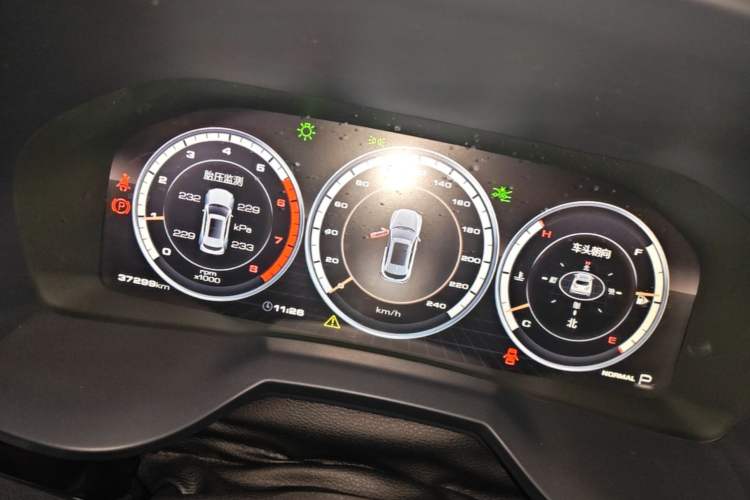 Used Wey VV7 2017 2.0T Flagship Model Instrument Cluster