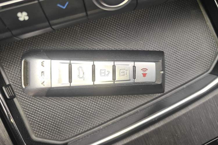 Used Wey VV7 2017 2.0T Flagship Model Interior 1
