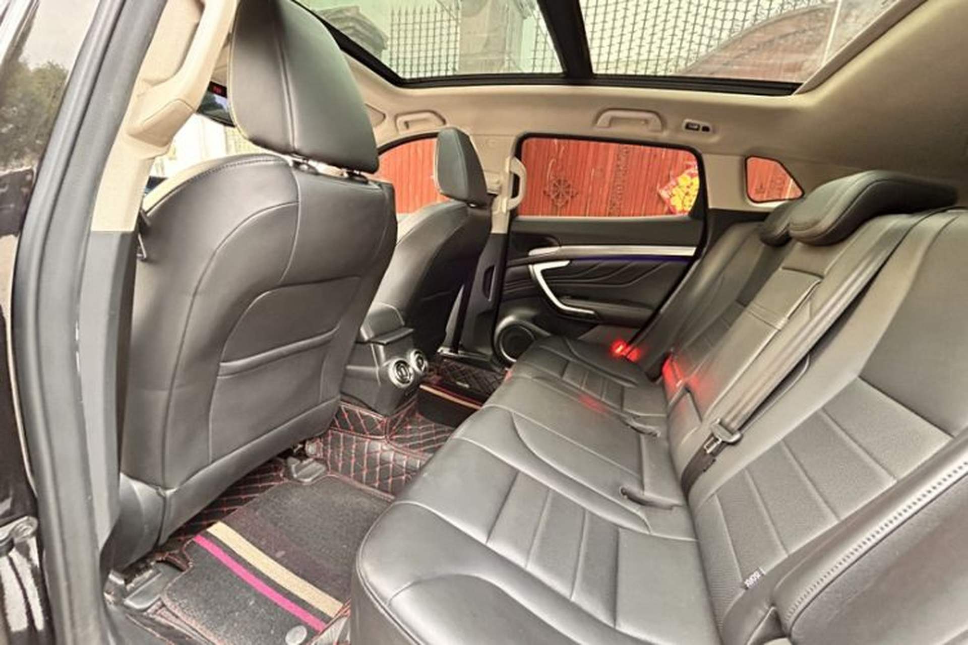 Used Wey VV7 2017 2.0T Luxury Model Interior 2