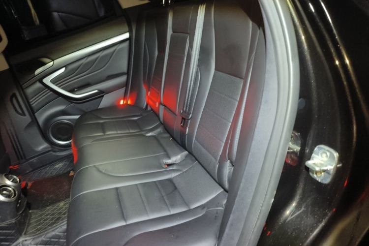 Used Wey VV7 2017 2.0T Luxury Model Interior 4