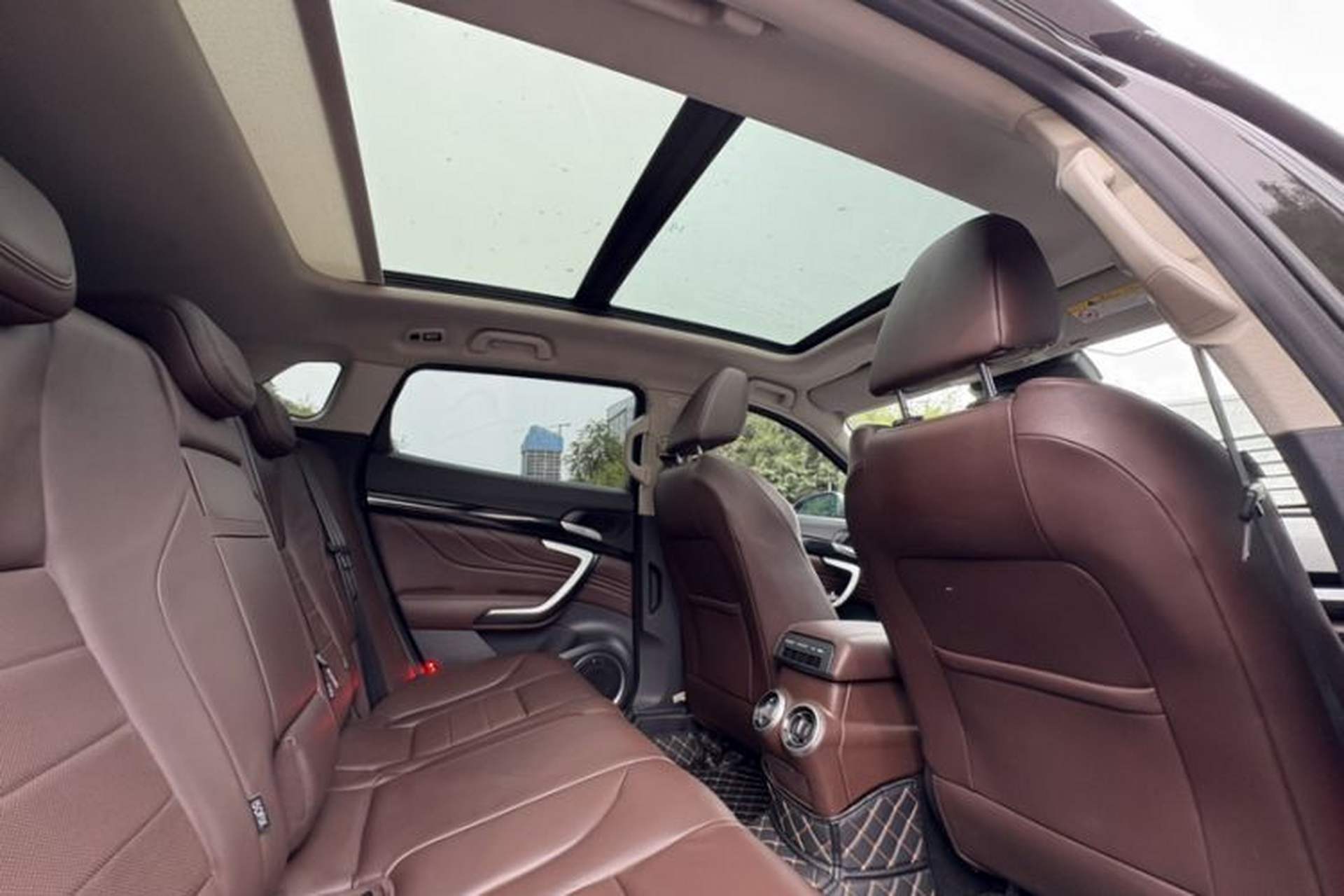Used Wey VV7 2017 2.0T Flagship Model Interior 5