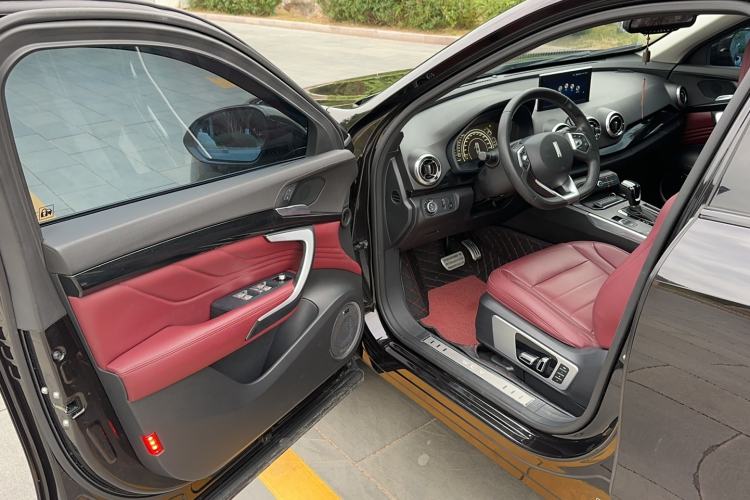 Used Wey VV7 2017 2.0T Flagship Model Interior 7