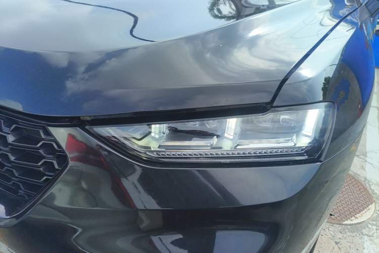 Used Wey VV7 2017 2.0T Flagship Model Left Front Headlight