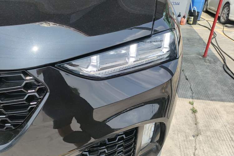 Used Wey VV7 2017 2.0T Ultra-Luxury Version Left Front Headlight