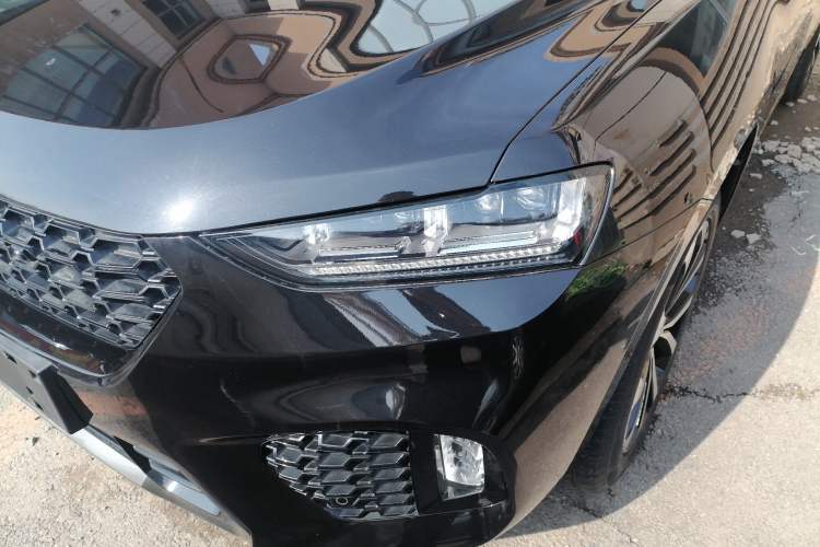 Used Wey VV7 2017 2.0T Ultra-Luxury Version Left Front Headlight