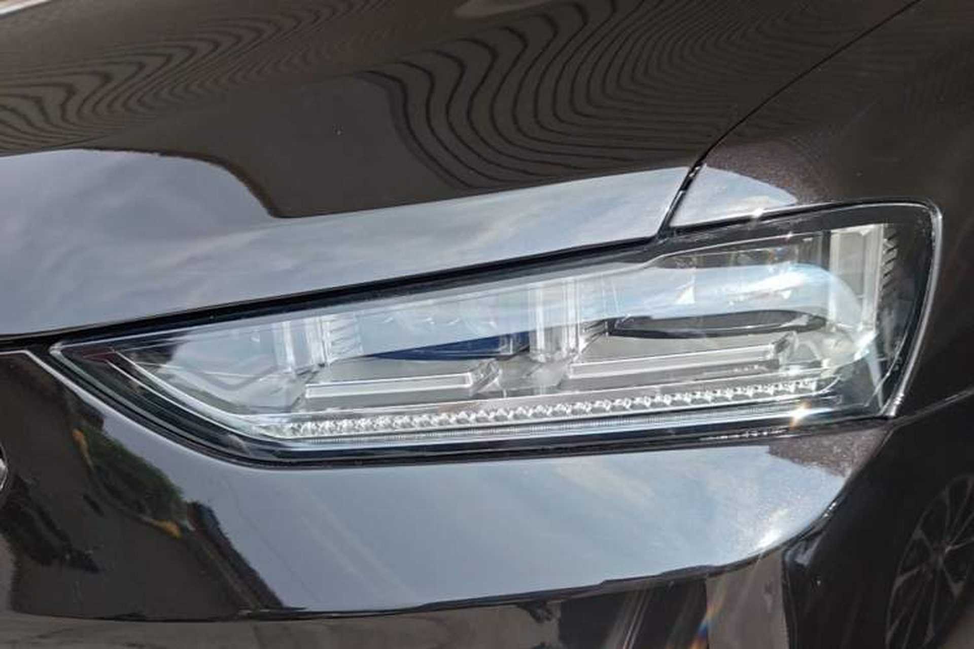 Used Wey VV7 2017 2.0T Flagship Model Left Front Headlight