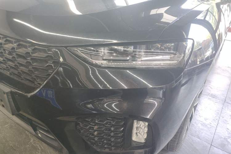 Used Wey VV7 2017 2.0T Ultra-Luxury Version Left Front Headlight