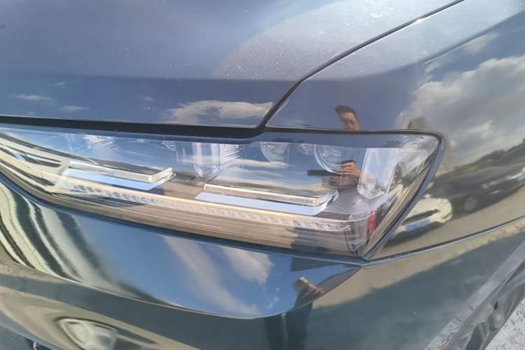 Used Wey VV7 2017 2.0T Flagship Model Left Front Headlight
