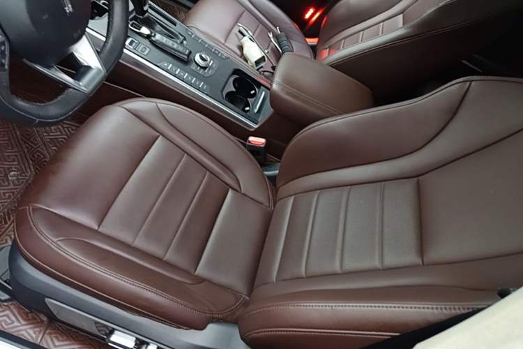Used Wey VV7 2017 2.0T Ultra-Luxury Version Left Front Seat