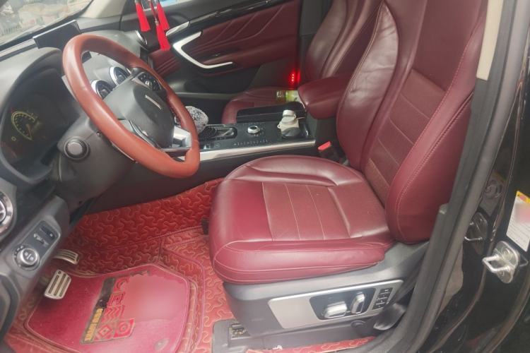 Used Wey VV7 2017 2.0T Flagship Model Left Front Seat