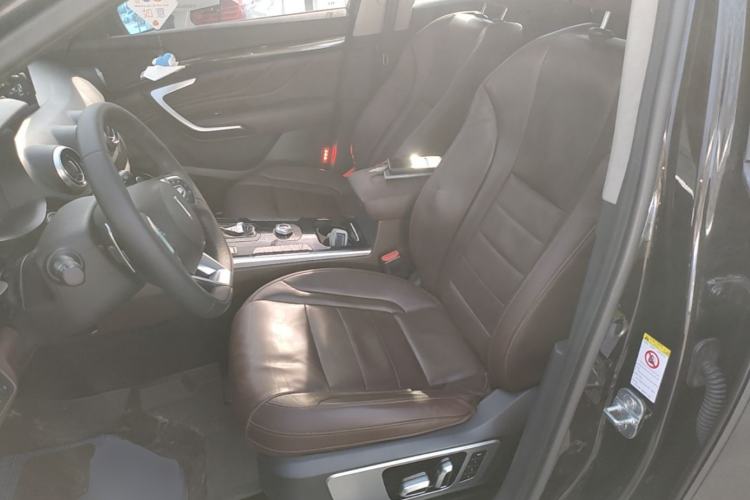 Used Wey VV7 2017 2.0T Flagship Model Left Front Seat
