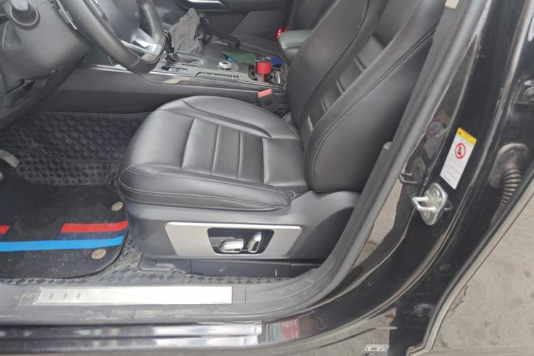 Used Wey VV7 2017 2.0T Luxury Model Left Front Seat