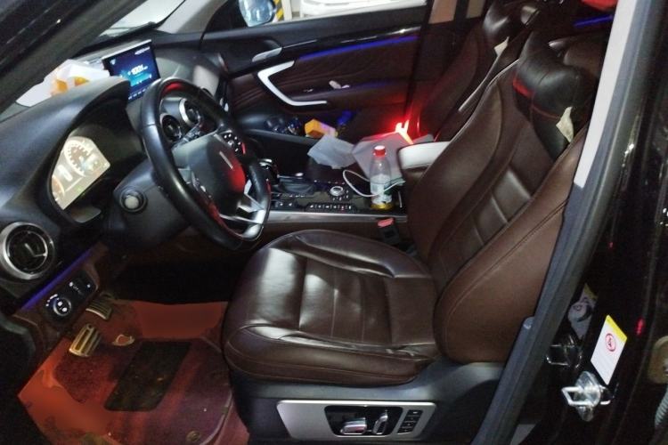 Used Wey VV7 2017 2.0T Flagship Model Left Front Seat