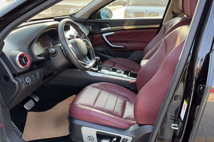 Used Wey VV7 2017 2.0T Flagship Model Left Front Seat