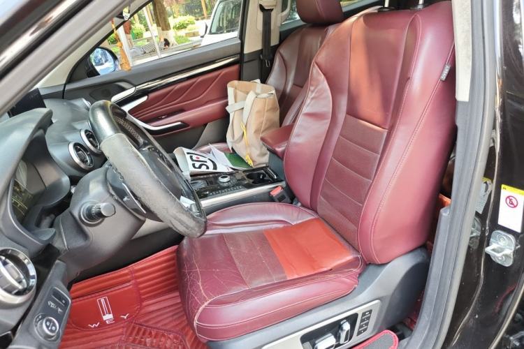Used Wey VV7 2017 2.0T Flagship Model Left Front Seat