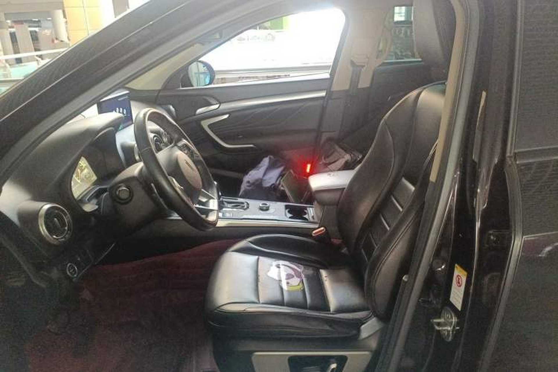 Used Wey VV7 2017 2.0T Luxury Model Left Front Seat