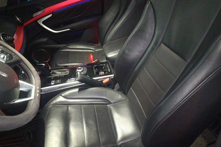 Used Wey VV7 2017 2.0T Flagship Model Left Front Seat