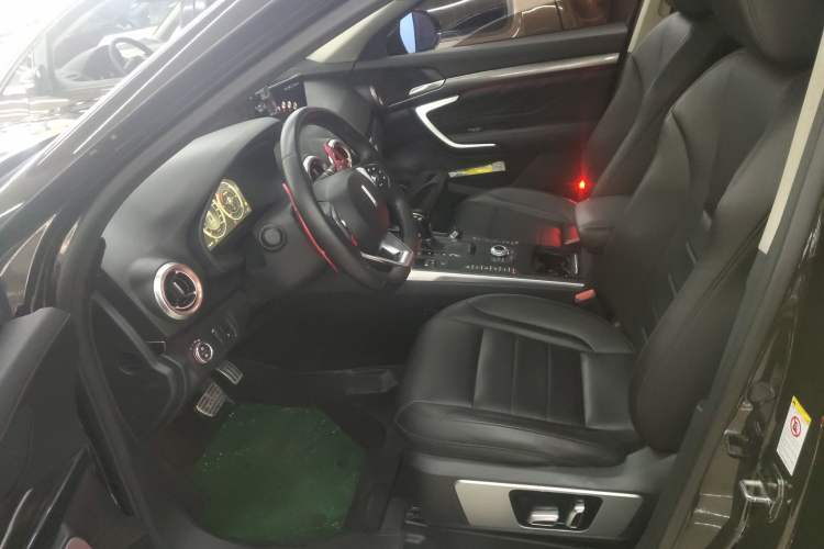 Used Wey VV7 2017 2.0T Ultra-Luxury Version Left Front Seat