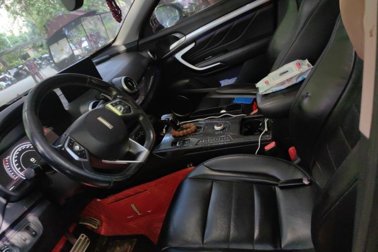 Used Wey VV7 2017 2.0T Flagship Model Left Front Seat