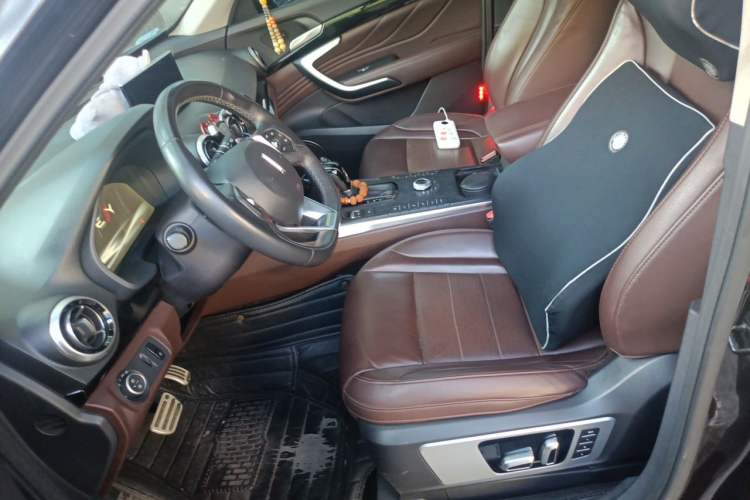 Used Wey VV7 2017 2.0T Flagship Model Left Front Seat