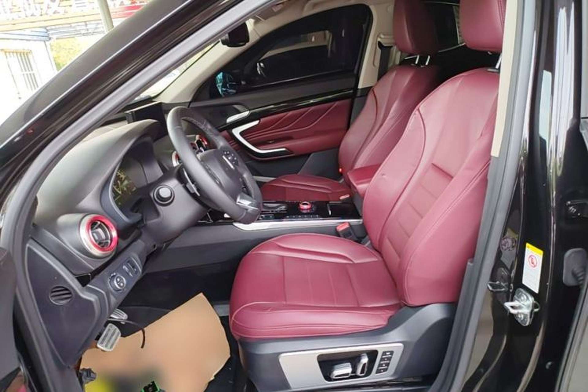 Used Wey VV7 2017 2.0T Flagship Model Left Front Seat