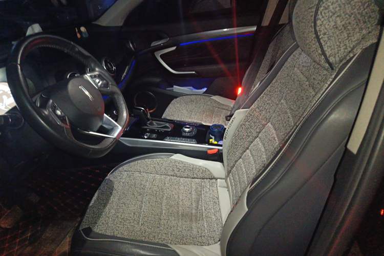 Used Wey VV7 2017 2.0T Luxury Model
