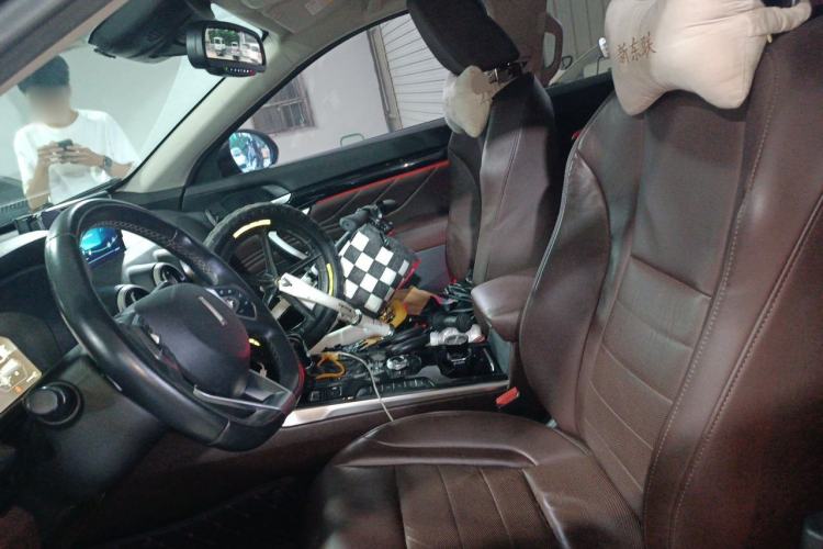Used Wey VV7 2017 2.0T Flagship Model Left Front Seat